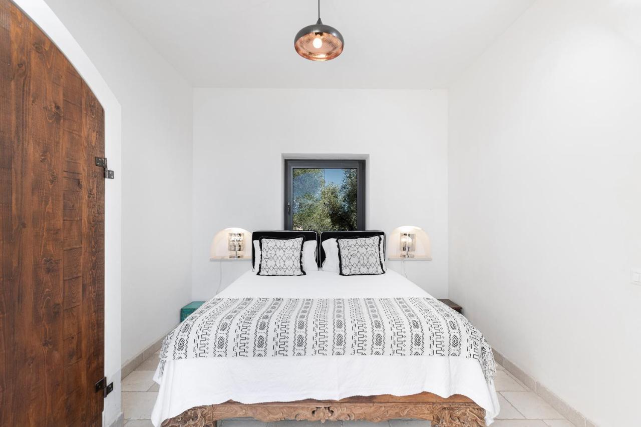 Cisternino Villa In Olive Groove Экстерьер фото