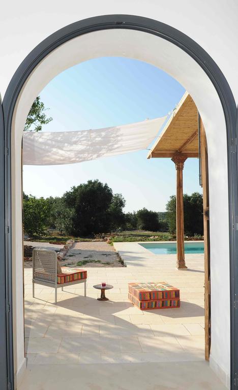 Cisternino Villa In Olive Groove Номер фото